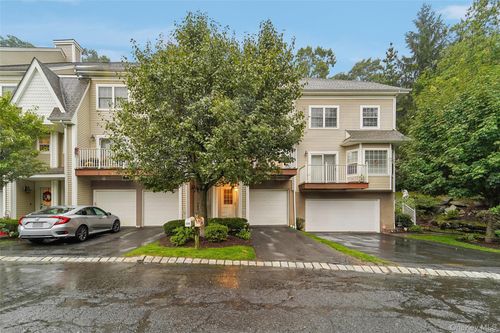 122 Crystal Hill Dr, Pomona, NY, 10970-2671 | Card Image