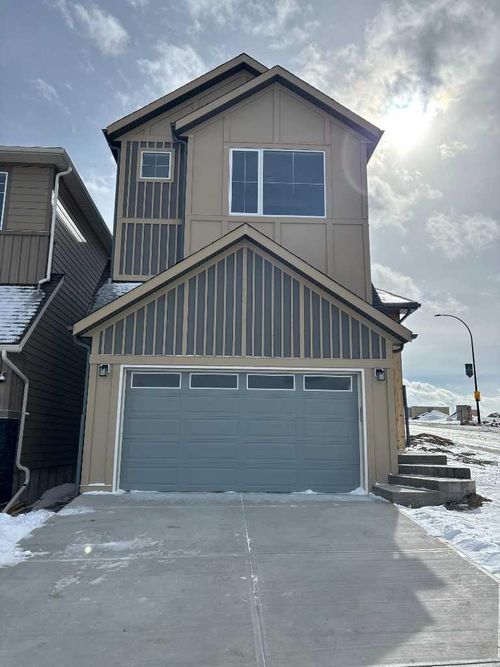695 Buffaloberry Manor Se, Calgary, AB, T3M4A4 | Card Image
