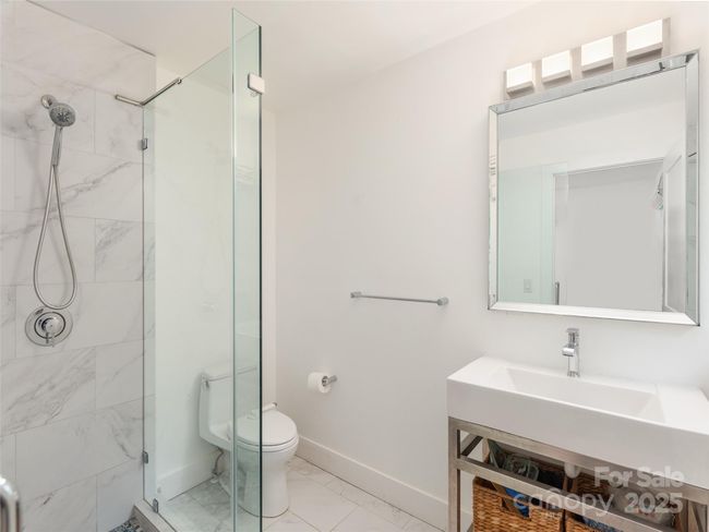 Bedroom 4 En Suite Bath | Image 24