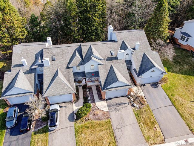 6522 Scenic Pines Ct, Condo with 3 bedrooms, 4 bathrooms and null parking in Clarkston MI | Image 53