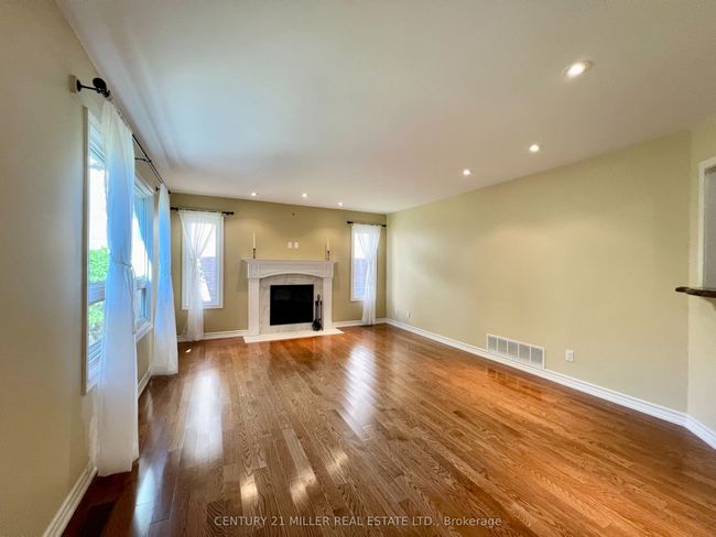 1359 Fieldcrest Lane, House other with 5 bedrooms, 4 bathrooms and 2 parking in Oakville ON | Image 10