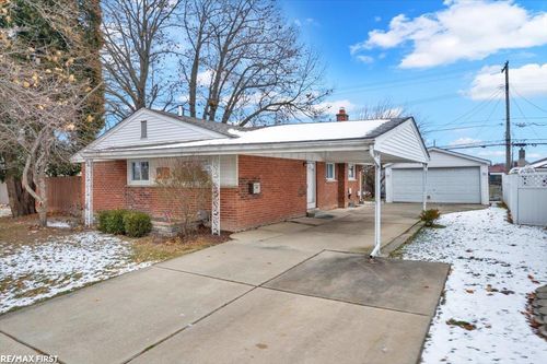 30248 Rosebriar St, Saint Clair Shores, MI, 48082-2641 | Card Image