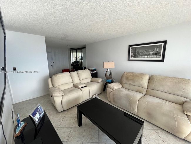PH-4 - 111 Briny Ave, Condo with 1 bedrooms, 1 bathrooms and null parking in Pompano Beach FL | Image 4
