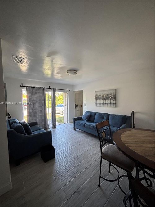 1-4807 Ponce De Leon Blvd, Coral Gables, FL, 33146-2009 | Card Image