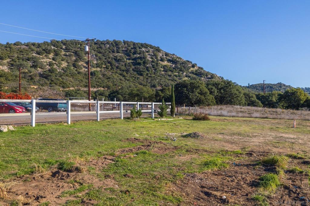 Land in Santa Ysabel 3