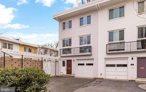 320 G St Sw, WASHINGTON, DC, 20024-3150 | Card Image