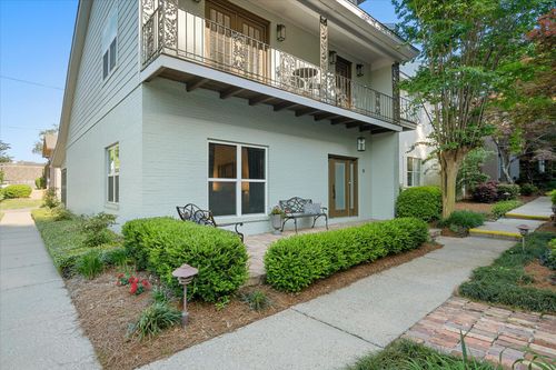 2902 Lincoln Rd, Hattiesburg, MS, 39402-3019 | Card Image