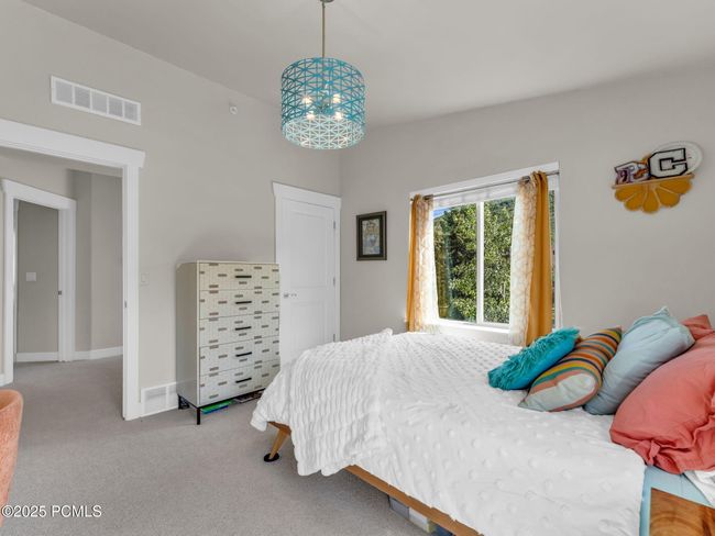 APT-11 - 8077 Courtyard Loop, Condo with 3 bedrooms, 3 bathrooms and null parking in Park City UT | Image 6