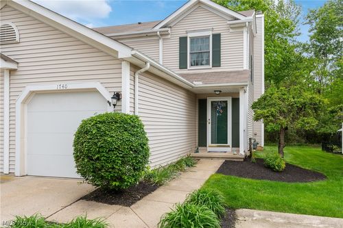 1740 Maxwell Boulevard, Brunswick, OH, 44212 | Card Image