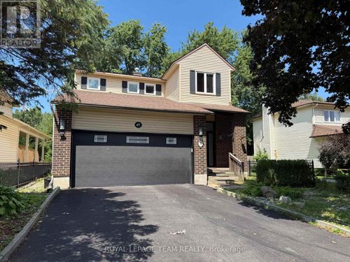 31 Rastila Cres, Ottawa, ON, K1T2C5 | Card Image