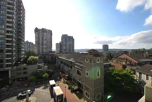 404-10 Renaissance Sq, New Westminster, BC, V3M7B1 | Card Image