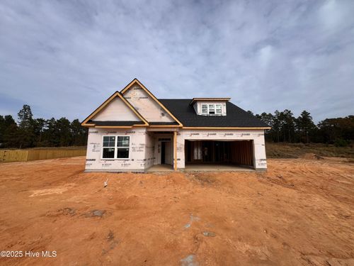 19-243 Rough Ridge Trl, Aberdeen, NC, 28315-6606 | Card Image