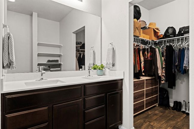 204 Armano Bayou Way, House other with 4 bedrooms, 3 bathrooms and 6 parking in Hutto TX | Image 30