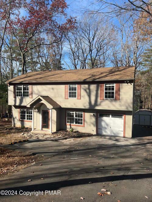 7109 Pine Grove Dr, East Stroudsburg, PA, 18301-6922 | Card Image