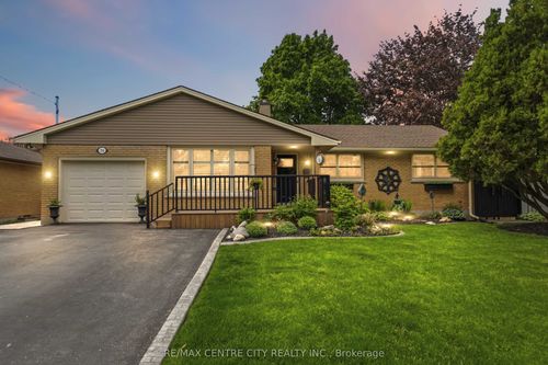 70 Brentwood Cres, London, ON, N6G1X2 | Card Image