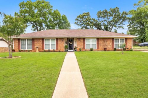 209 Cheryl St, Longview, TX, 75604-1204 | Card Image