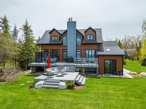 33 D Ln, Collingwood, ON, L9Y0X2 | Card Image