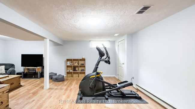 18 Conway Crt, House other with 4 bedrooms, 3 bathrooms and 10 parking in Thamesford ON | Image 28