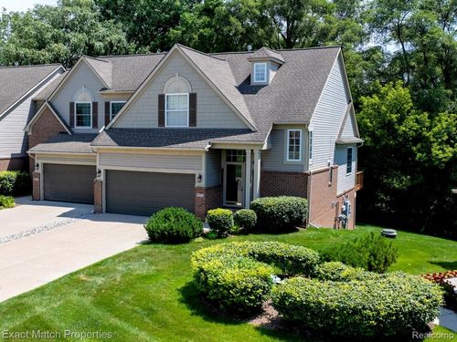 4-971 Sloane Ct, White Lake, MI, 48386-4616 | Card Image