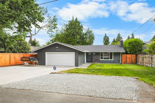 28621 15th Avenue S, Federal Way, WA, 98003 | Card Image