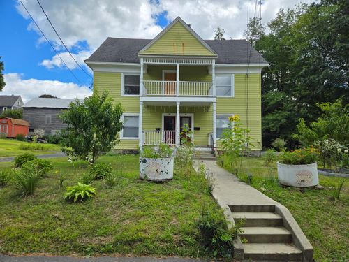 62 Fruit St, Winsted, CT, 06098-1633 | Card Image