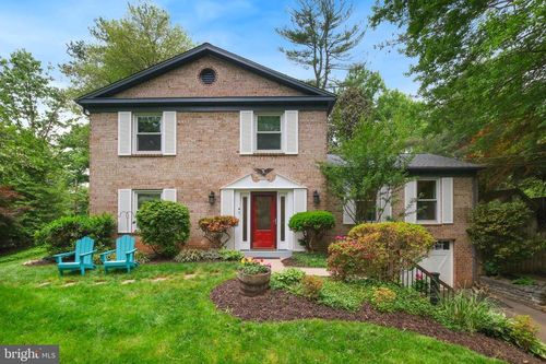 2295 Dunster Ln, POTOMAC, MD, 20854-6120 | Card Image
