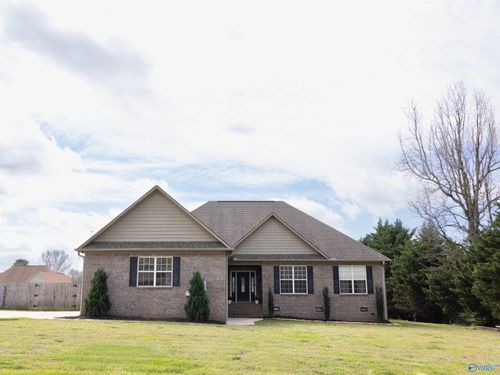 651 Berry Hill Ln Sw, Arab, AL, 35016-1745 | Card Image