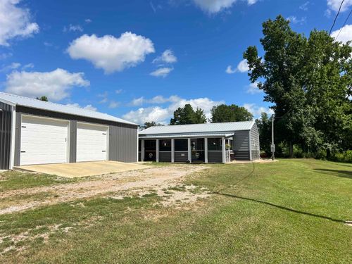 27070 Highway 69, Morris Chapel, TN, 38361-4700 | Card Image