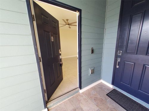 b-725 Simone Ct, Haines City, FL, 33844-6449 | Card Image