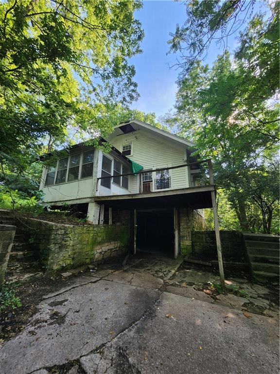 77th Ter, Kansas City, MO 64132