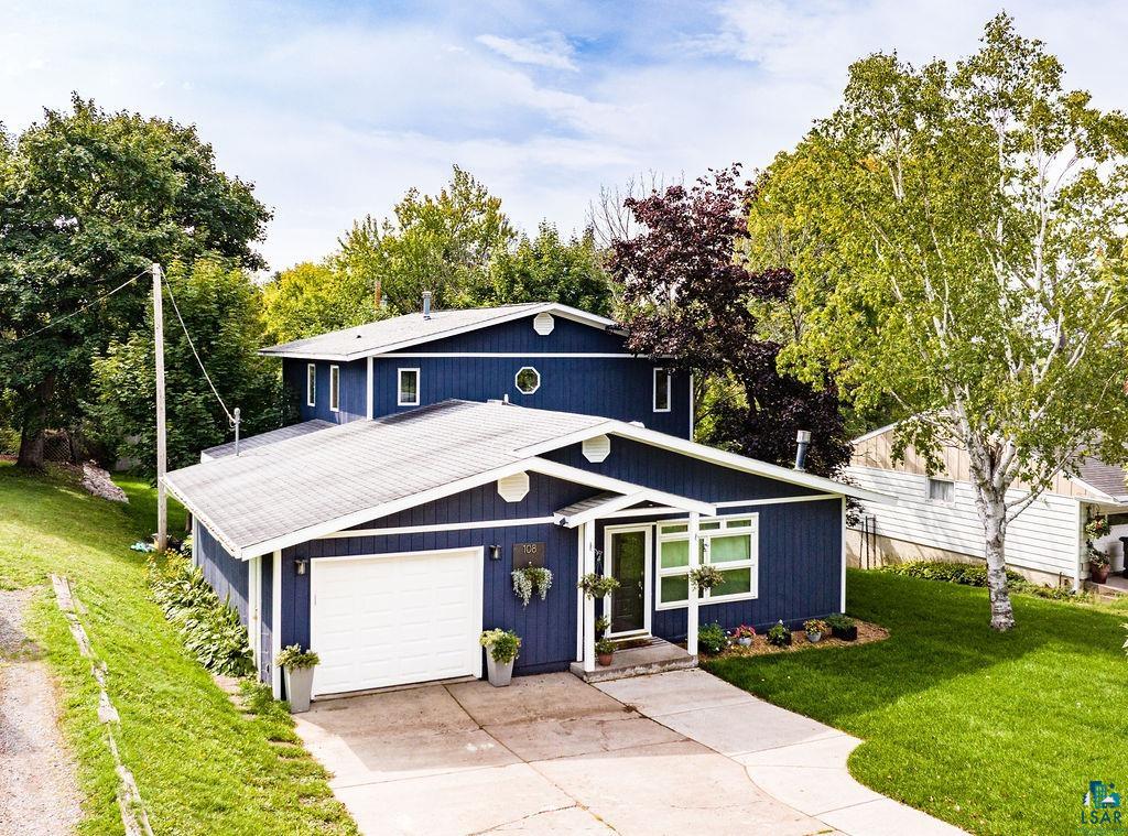 Wabasha St, Duluth, MN 55803