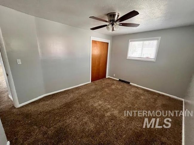1818 E Terry St, House other with 6 bedrooms, 2 bathrooms and 4 parking in Pocatello ID | Image 12