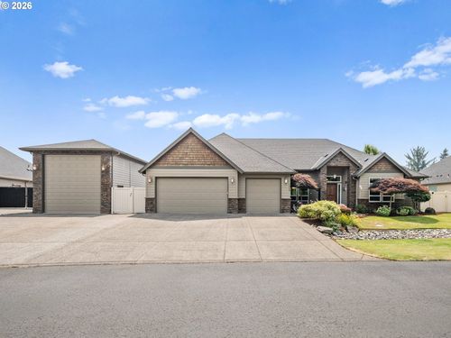 1909 Sw 25th Cir, Battle Ground, WA, 98604-4878 | Card Image
