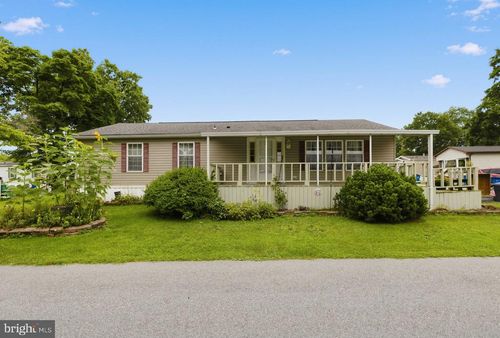 414 Oak Dr, GREEN LANE, PA, 18054-2036 | Card Image