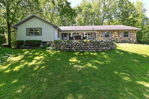 15305 Santa Maria Ct, Brookfield, WI, 53005-3667 | Card Image