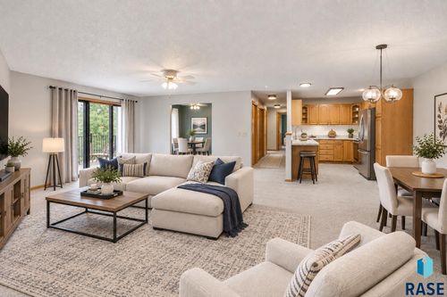 305-4601 W Custer Ln Lane, Sioux Falls, SD, 57106 | Card Image