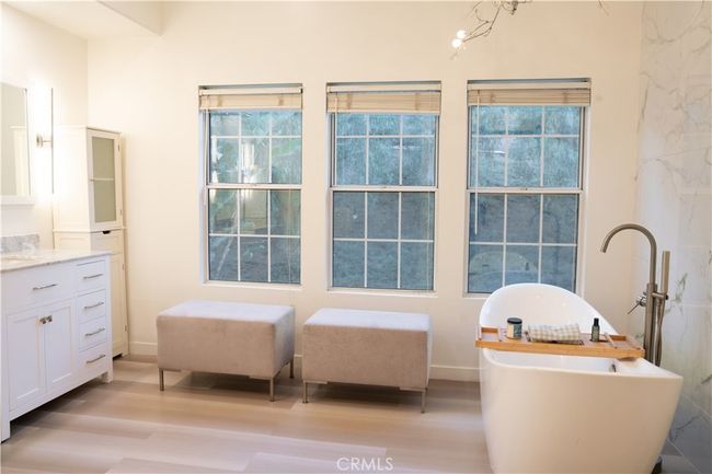 27153 Woodbluff Rd, House other with 5 bedrooms, 5 bathrooms and 3 parking in Laguna Hills CA | Image 22