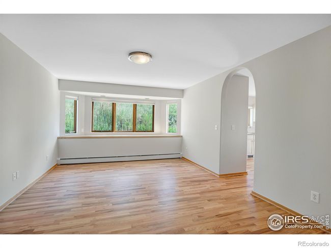 dining room | Image 15