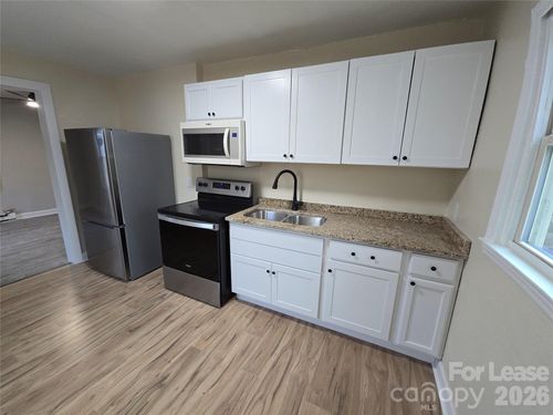 638 Miller St, Charlotte, NC, 28203-5516 | Card Image