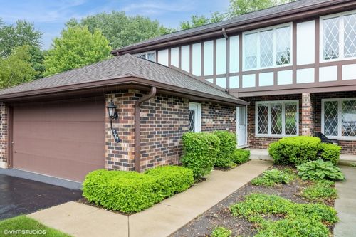 587 Cress Creek Ln, Crystal Lake, IL, 60014-7002 | Card Image