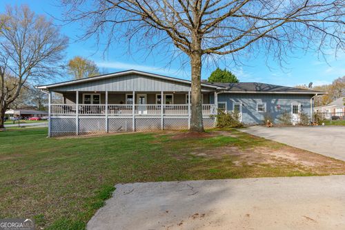 560 Lee Byrd Rd, Loganville, GA, 30052-2311 | Card Image