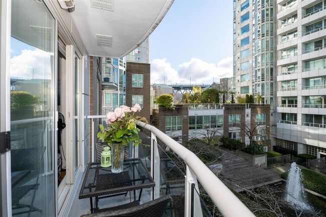 514 - 888 Beach Avenue, Condo with 2 bedrooms, 0 bathrooms and 1 parking in Vancouver BC | Image 26