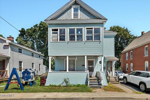 24 Green St, Mechanicville, NY, 12118-2331 | Card Image