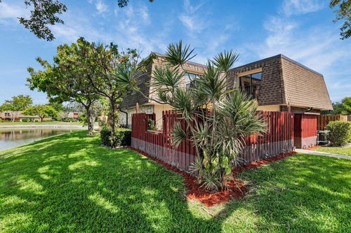 51a-2883 Sw 22nd Cir, Delray Beach, FL, 33445-7903 | Card Image