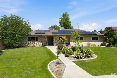 3708 Harmony Dr, Bakersfield, CA, 93306-1223 | Card Image