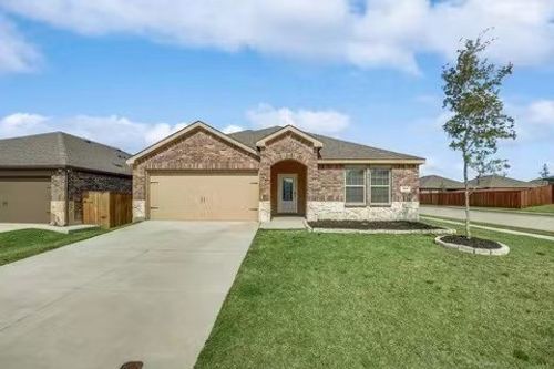 829 English Dr, Aubrey, TX, 76227-2698 | Card Image