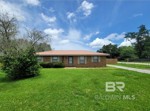 200 W Sycamore Ave, Foley, AL, 36535-2310 | Card Image