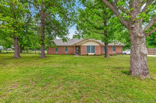 20805 S 4110 Road, Claremore, OK, 74017 | Card Image