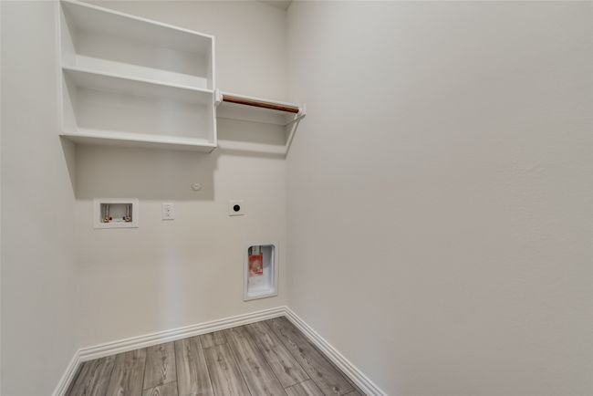 5904 Priory Dr, House other with 4 bedrooms, 2 bathrooms and null parking in Aubrey TX | Image 24