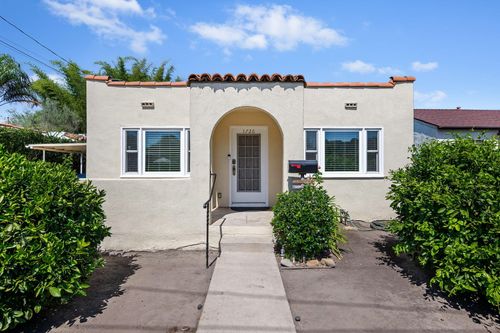 1720 Villa Ave, SANTA BARBARA, CA, 93101-4655 | Card Image